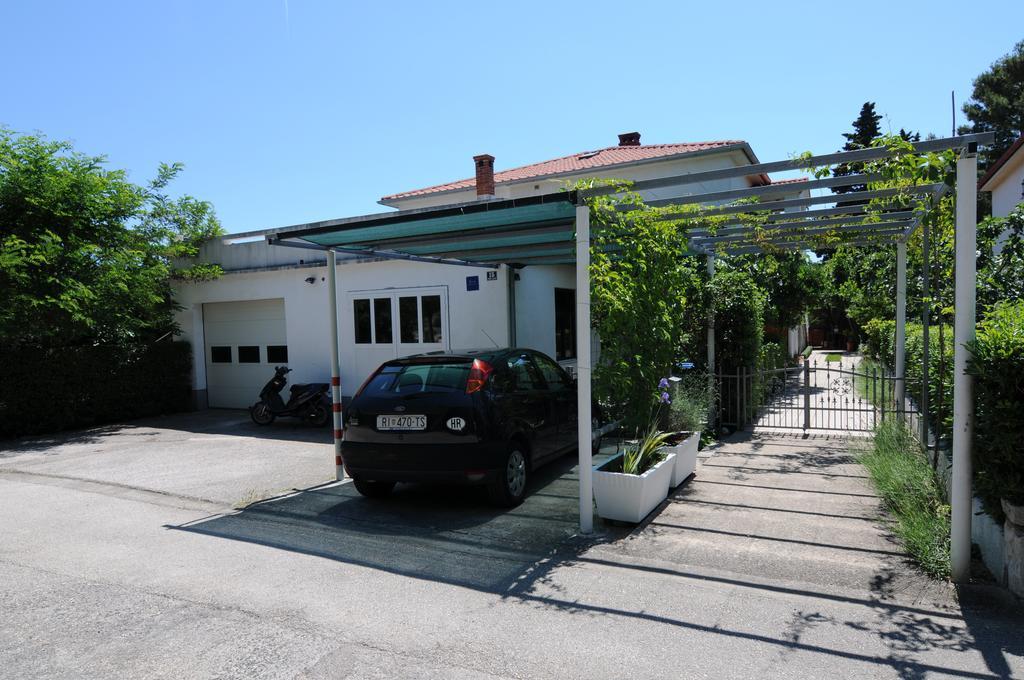 Apartment Duka Krk Town Exterior foto